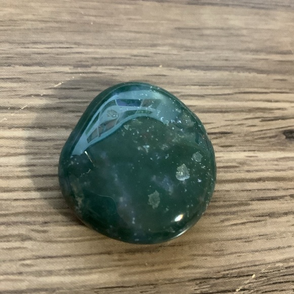 Specialty engraved gemstone 1 1/2” - Picture 4 of 4